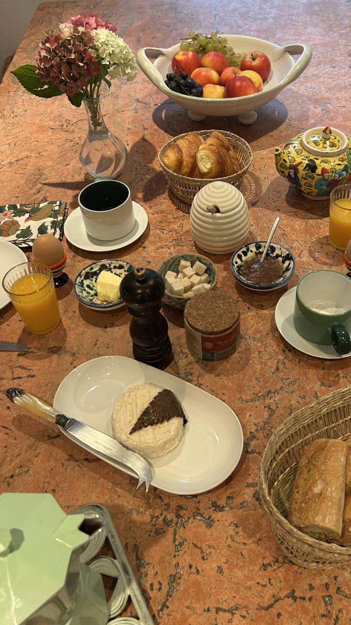 Bed and Breakfast L'Heure Bleue Сент Екстер'єр фото